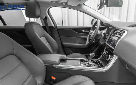 Jaguar XE I рестайлинг, 2022 год, 2 279 000 рублей, 14 фотография