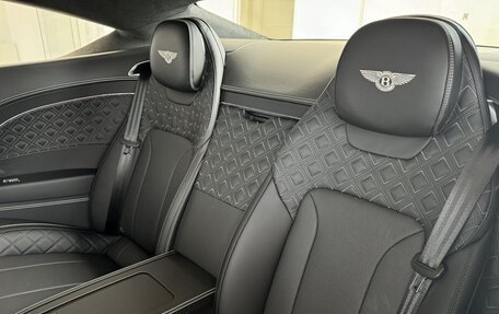 Bentley Continental GT III, 2022 год, 22 160 000 рублей, 10 фотография