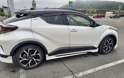Toyota C-HR I рестайлинг, 2018 год, 2 200 000 рублей, 1 фотография