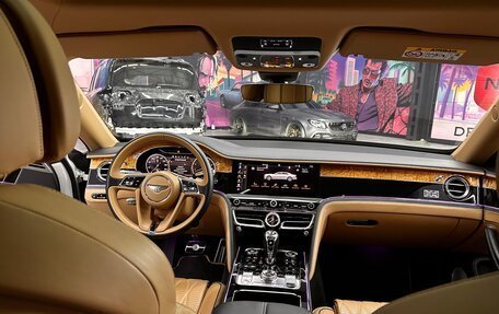 Bentley Flying Spur, 2020 год, 24 500 000 рублей, 13 фотография