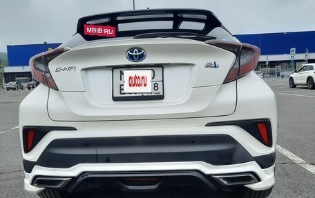 Toyota C-HR I рестайлинг, 2018 год, 2 200 000 рублей, 5 фотография