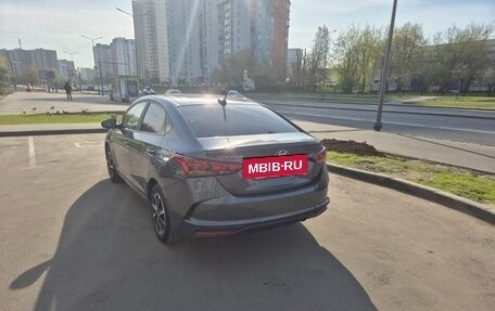 Hyundai Solaris II рестайлинг, 2021 год, 1 400 000 рублей, 4 фотография