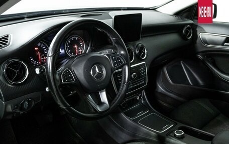 Mercedes-Benz GLA, 2017 год, 1 699 585 рублей, 11 фотография