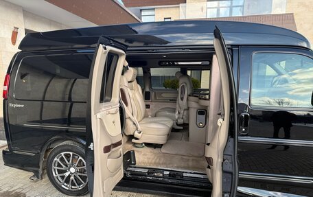Chevrolet Express II, 2014 год, 3 999 999 рублей, 7 фотография