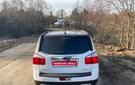 Chevrolet Orlando I, 2012 год, 910 000 рублей, 4 фотография
