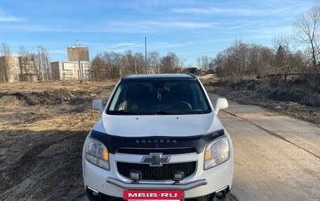 Chevrolet Orlando I, 2012 год, 910 000 рублей, 2 фотография