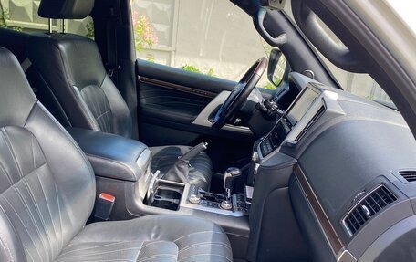 Toyota Land Cruiser 200, 2020 год, 7 250 000 рублей, 8 фотография