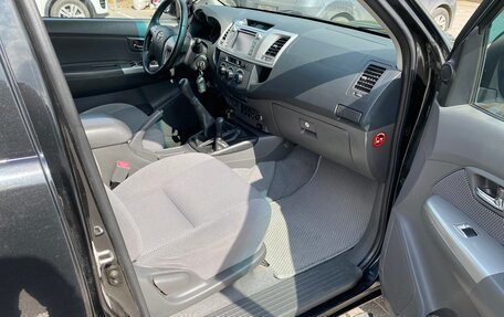 Toyota Hilux VII, 2012 год, 2 200 000 рублей, 5 фотография