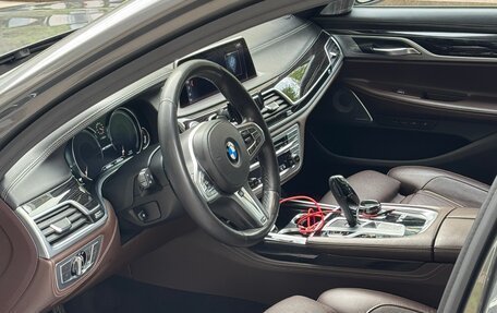 BMW 7 серия, 2018 год, 6 500 000 рублей, 9 фотография