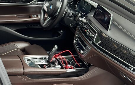 BMW 7 серия, 2018 год, 6 500 000 рублей, 17 фотография