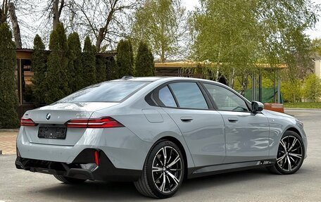 BMW 5 серия, 2024 год, 9 150 000 рублей, 4 фотография