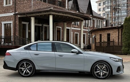 BMW 5 серия, 2024 год, 9 150 000 рублей, 6 фотография