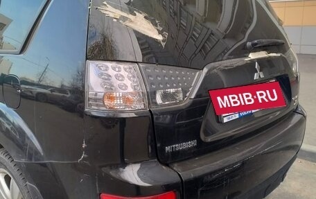 Mitsubishi Outlander III рестайлинг 3, 2008 год, 960 000 рублей, 5 фотография