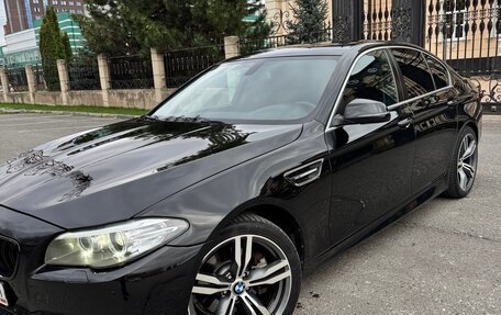 BMW 5 серия, 2014 год, 1 900 000 рублей, 3 фотография