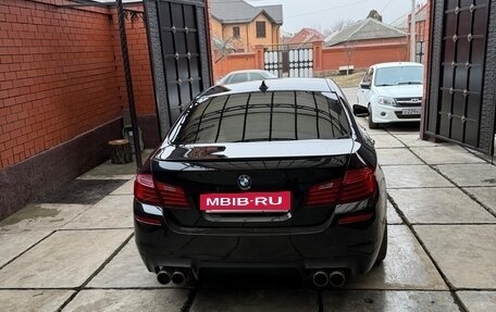 BMW 5 серия, 2014 год, 1 900 000 рублей, 4 фотография