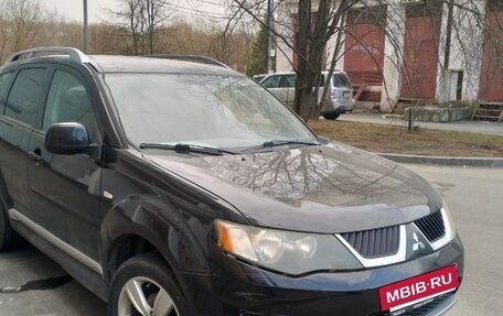 Mitsubishi Outlander III рестайлинг 3, 2008 год, 960 000 рублей, 9 фотография