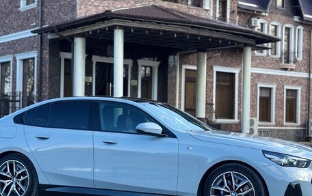 BMW 5 серия, 2023 год, 7 590 000 рублей, 5 фотография