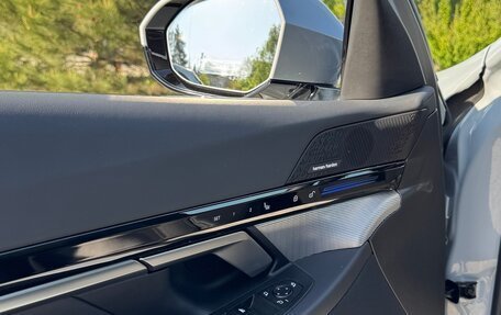 BMW 5 серия, 2023 год, 7 590 000 рублей, 18 фотография