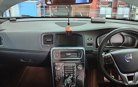 Volvo V60 I, 2014 год, 1 280 000 рублей, 5 фотография