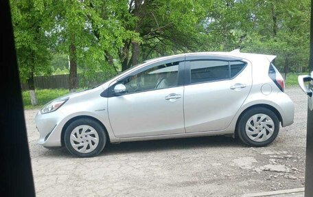 Toyota Aqua I, 2018 год, 1 550 000 рублей, 1 фотография