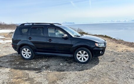 Mitsubishi Outlander III рестайлинг 3, 2011 год, 1 350 000 рублей, 5 фотография