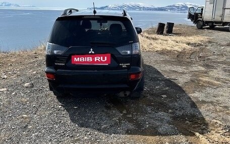 Mitsubishi Outlander III рестайлинг 3, 2011 год, 1 350 000 рублей, 6 фотография