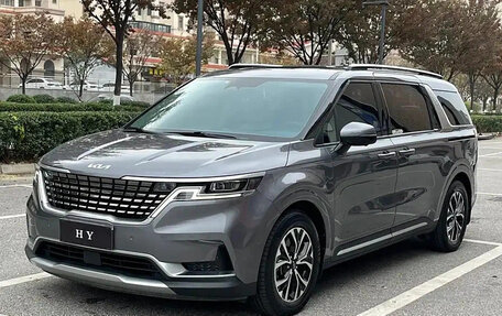 KIA Carnival, 2020 год, 2 400 850 рублей, 3 фотография