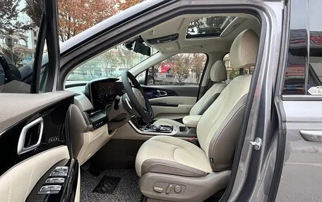 KIA Carnival, 2020 год, 2 400 850 рублей, 9 фотография
