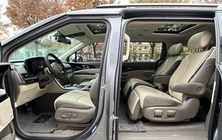 KIA Carnival, 2020 год, 2 400 850 рублей, 8 фотография