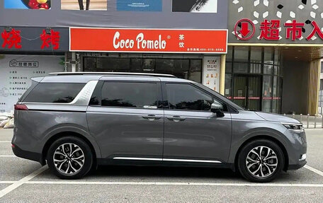 KIA Carnival, 2020 год, 2 400 850 рублей, 19 фотография