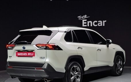 Toyota RAV4, 2022 год, 3 200 999 рублей, 2 фотография