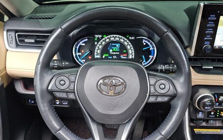 Toyota RAV4, 2022 год, 3 200 999 рублей, 7 фотография