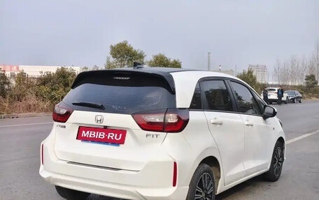 Honda Fit, 2020 год, 1 100 000 рублей, 4 фотография