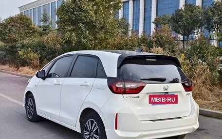 Honda Fit, 2020 год, 1 100 000 рублей, 6 фотография