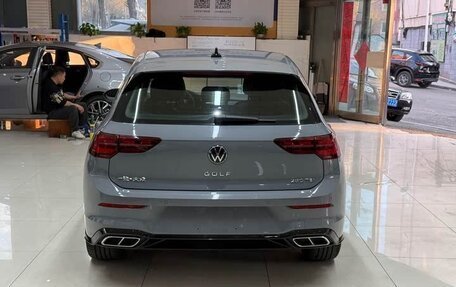 Volkswagen Golf VIII, 2022 год, 2 100 999 рублей, 5 фотография