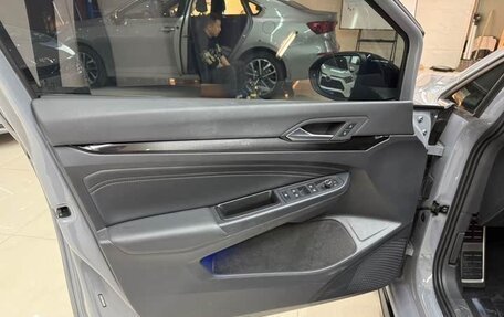 Volkswagen Golf VIII, 2022 год, 2 100 999 рублей, 12 фотография