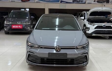 Volkswagen Golf VIII, 2022 год, 2 100 999 рублей, 2 фотография