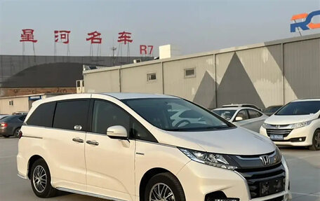 Honda Odyssey IV, 2021 год, 2 400 000 рублей, 2 фотография