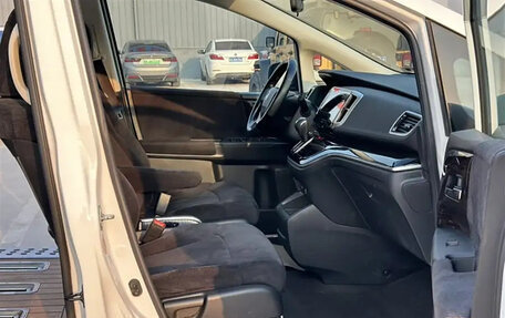 Honda Odyssey IV, 2021 год, 2 400 000 рублей, 10 фотография