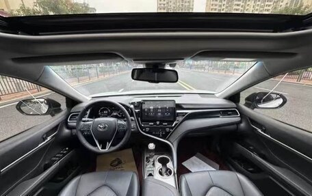Toyota Camry, 2022 год, 2 300 999 рублей, 10 фотография