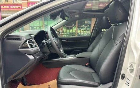 Toyota Camry, 2022 год, 2 300 999 рублей, 8 фотография