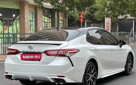 Toyota Camry, 2022 год, 2 300 999 рублей, 6 фотография