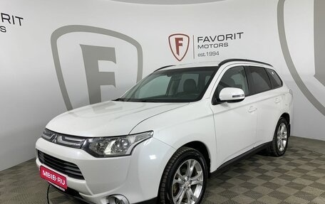 Mitsubishi Outlander III рестайлинг 3, 2012 год, 1 350 000 рублей, 1 фотография