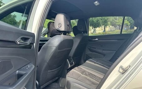Volkswagen Golf VIII, 2021 год, 1 600 055 рублей, 13 фотография