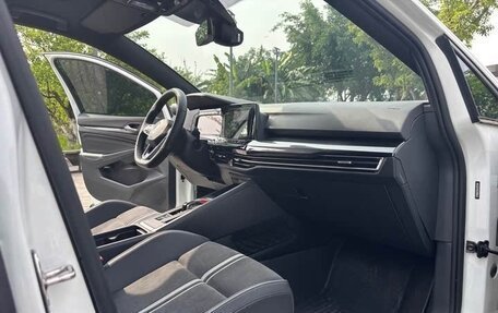Volkswagen Golf VIII, 2021 год, 1 600 055 рублей, 12 фотография