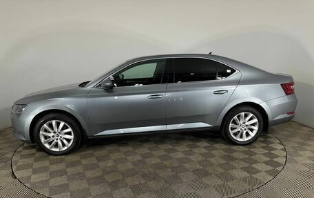 Skoda Superb III рестайлинг, 2017 год, 2 300 000 рублей, 5 фотография