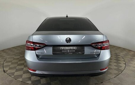 Skoda Superb III рестайлинг, 2017 год, 2 300 000 рублей, 3 фотография