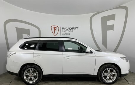 Mitsubishi Outlander III рестайлинг 3, 2012 год, 1 350 000 рублей, 4 фотография