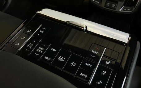 Toyota Crown, 2021 год, 2 410 000 рублей, 21 фотография