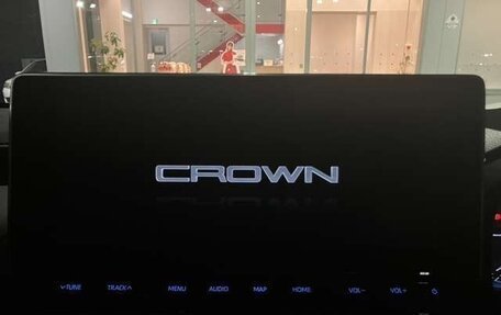 Toyota Crown, 2021 год, 2 410 000 рублей, 19 фотография